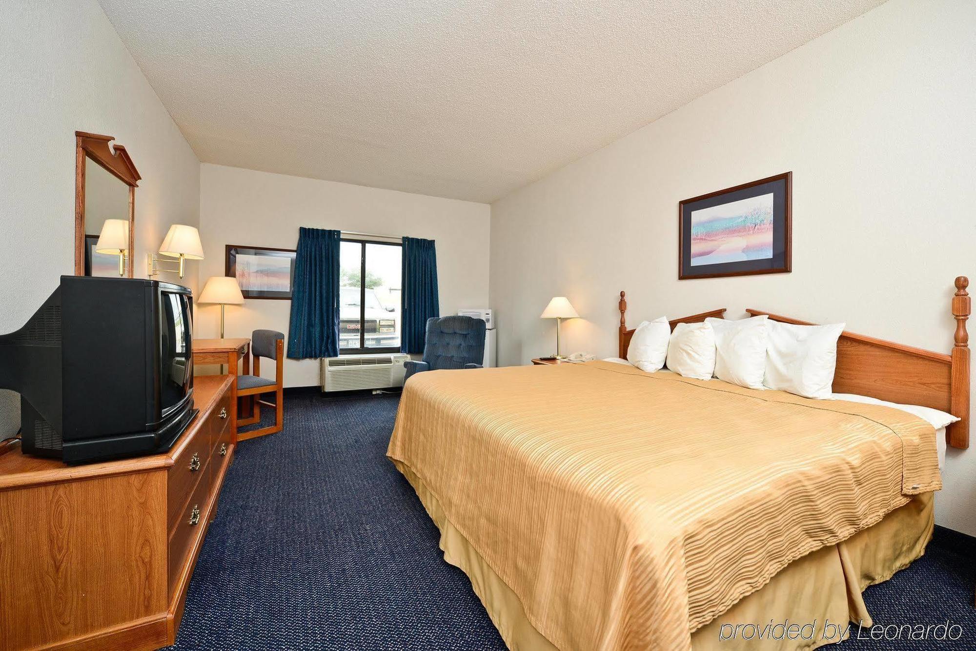 Red Roof Inn & Suites Austin East - Manor Cameră foto